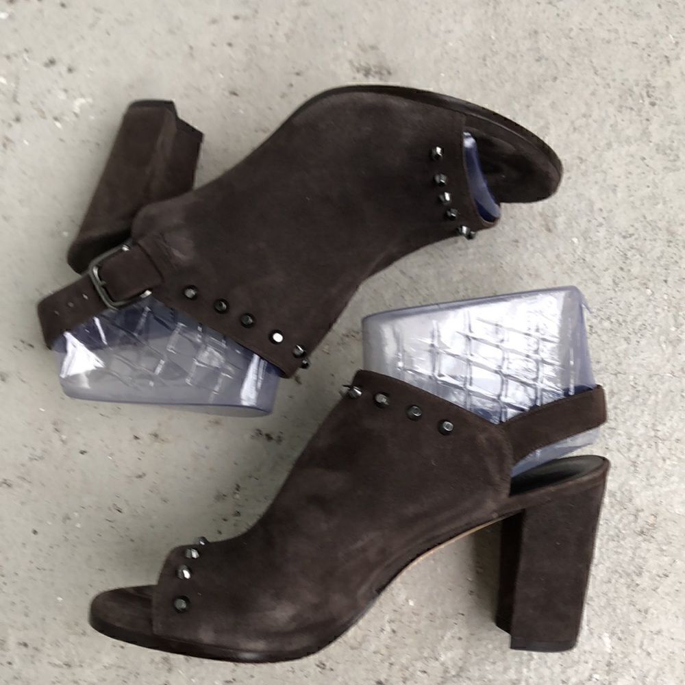 Stuart Weitzman   - Picture 3 of 8